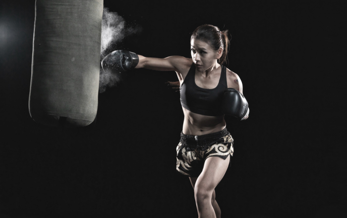 women muay thai